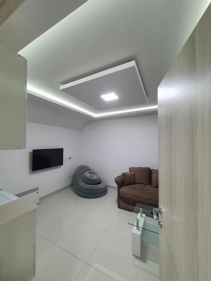 Apartman Tolosi 2 포드고리차 외부 사진